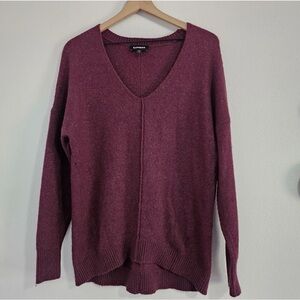 Express‎ - Seamed V Neck Oversized Sweater Cozycore Minimalist